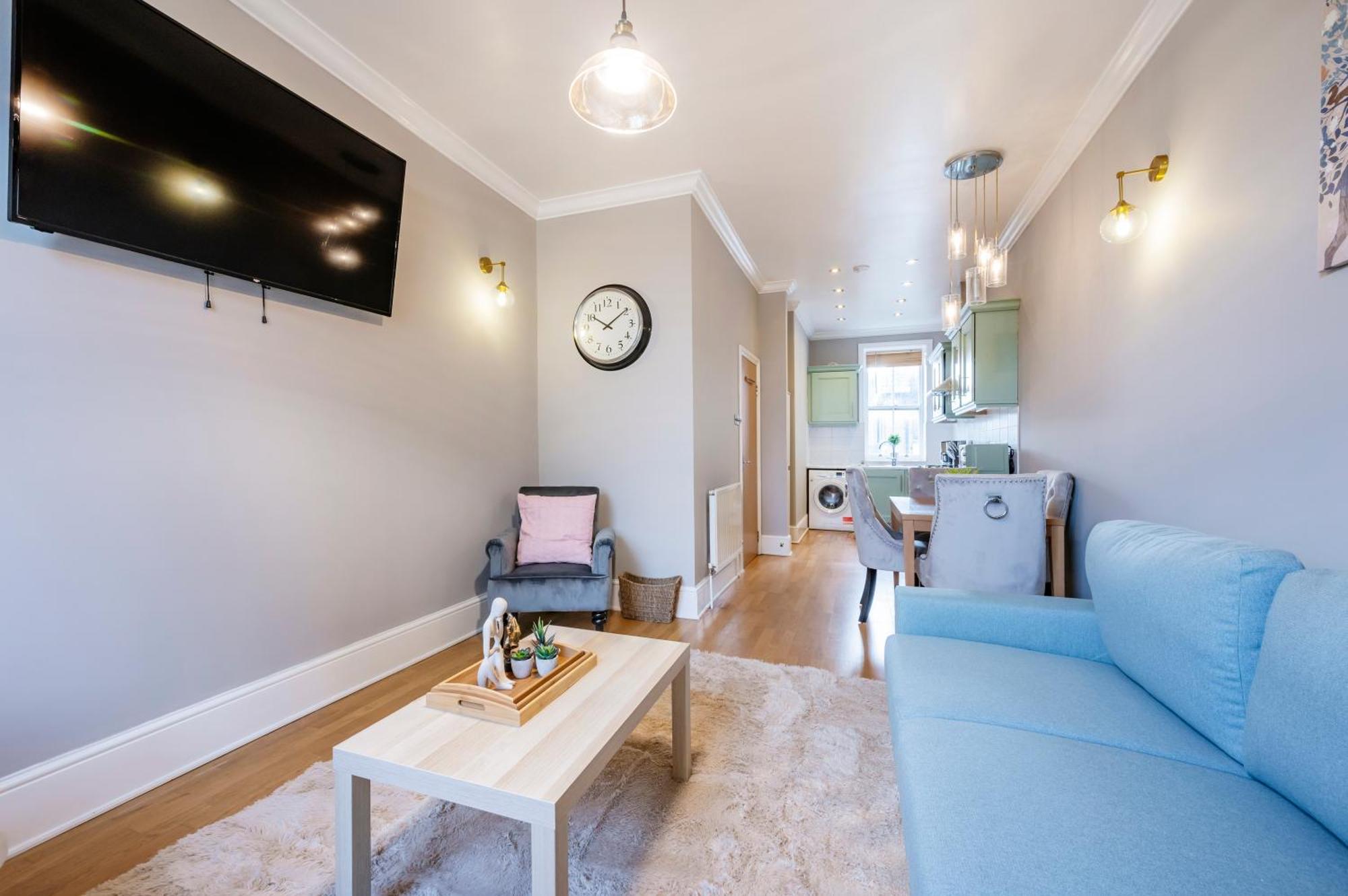 Large 1 Bedroom In Center Of London 3 Exterior photo