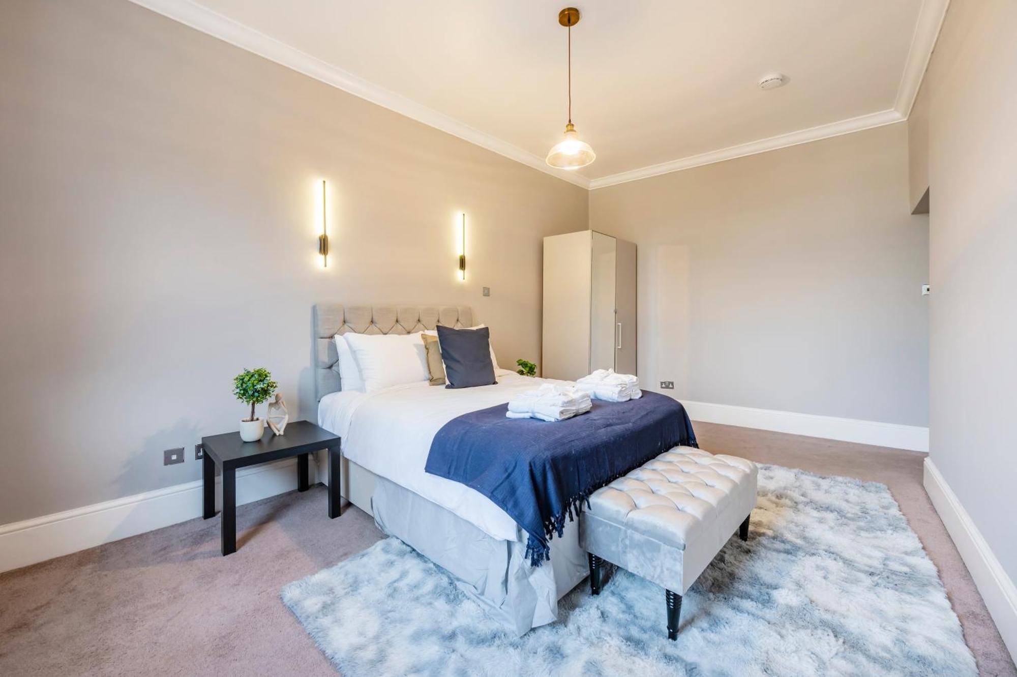 Large 1 Bedroom In Center Of London 3 Exterior photo