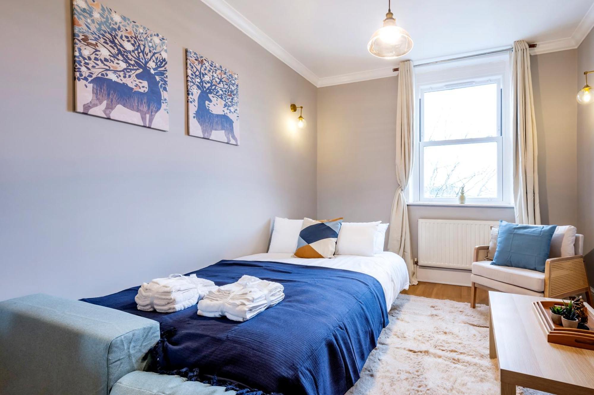 Large 1 Bedroom In Center Of London 3 Exterior photo