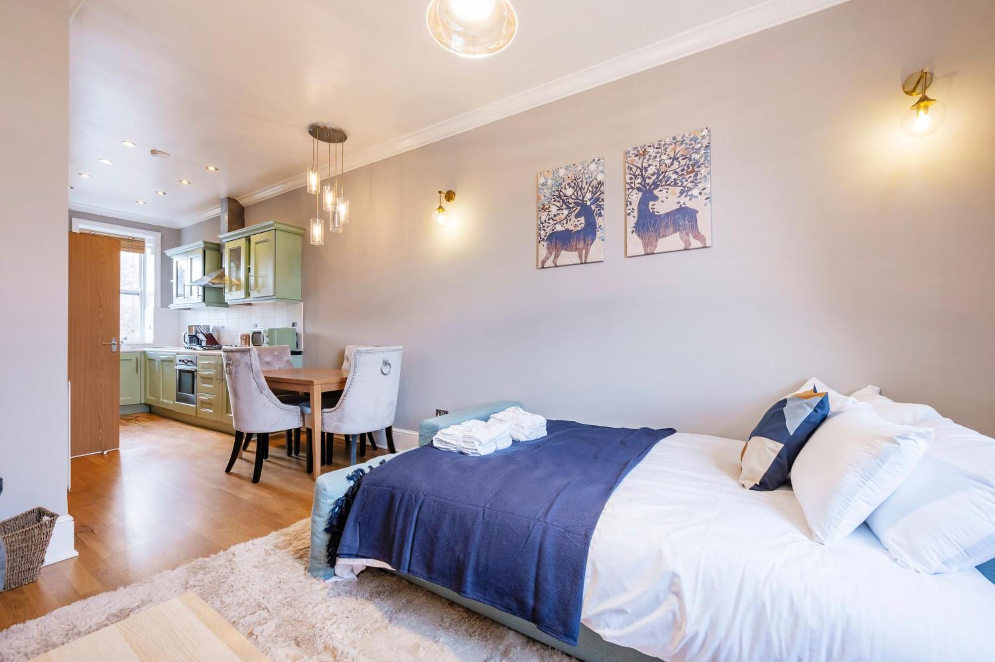 Large 1 Bedroom In Center Of London 3 Exterior photo